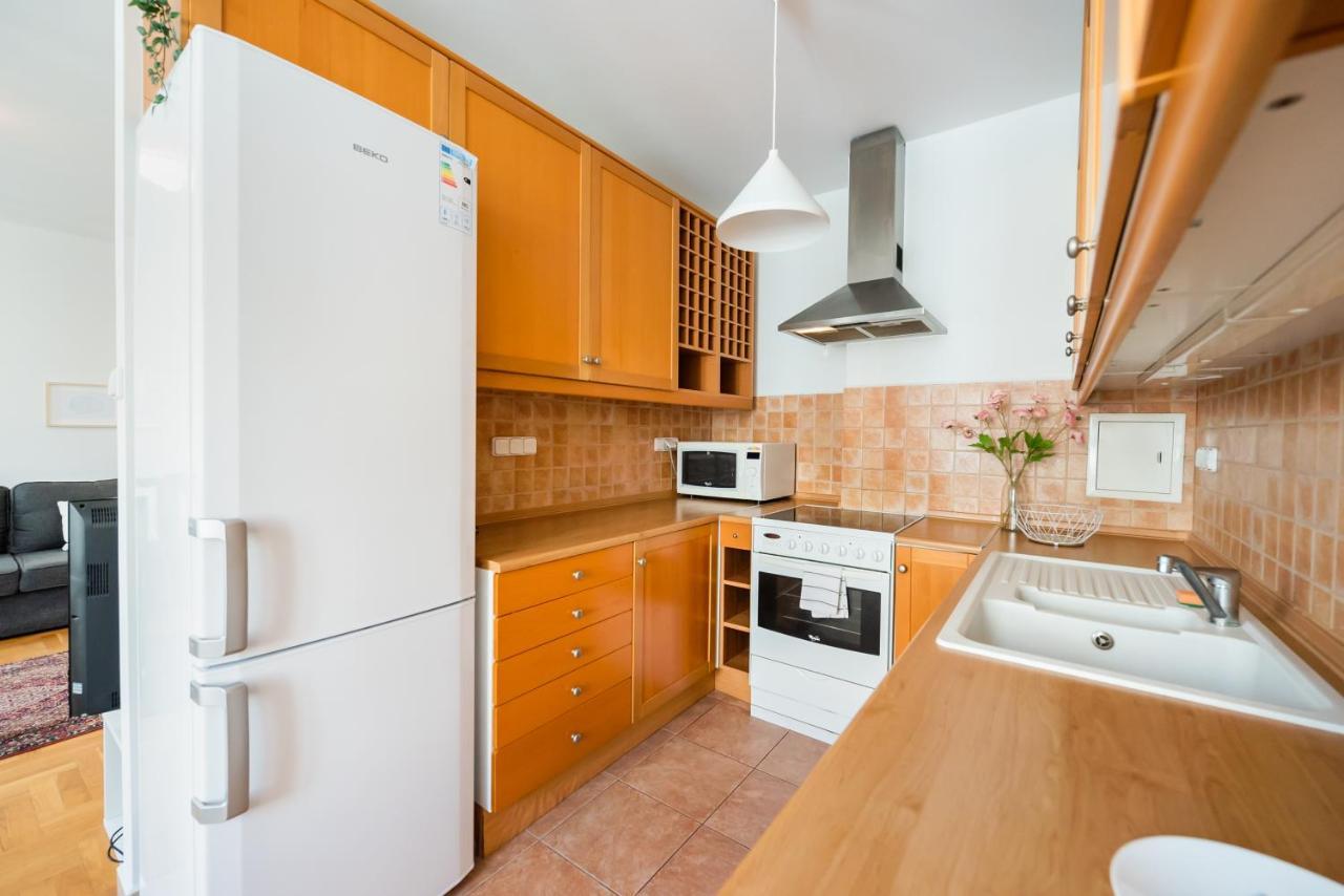 New Town Spacious Apartment ワルシャワ エクステリア 写真